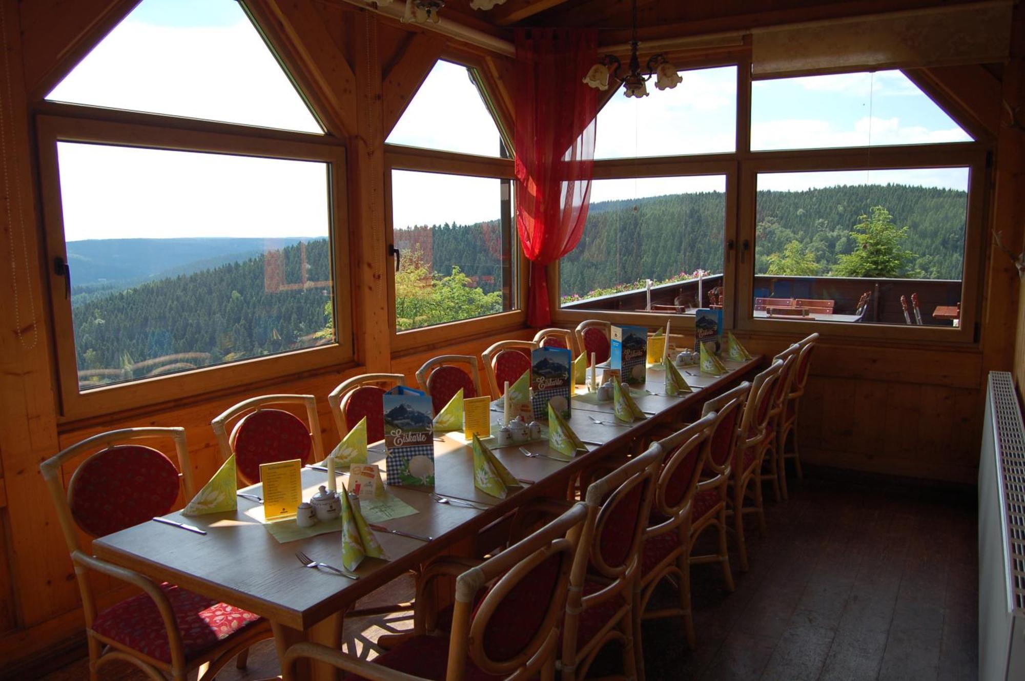 Berggasthaus & Pension Schoene Aussicht 클링겐터 외부 사진