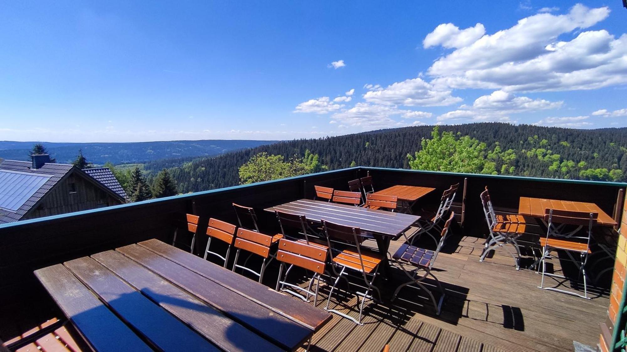 Berggasthaus & Pension Schoene Aussicht 클링겐터 외부 사진