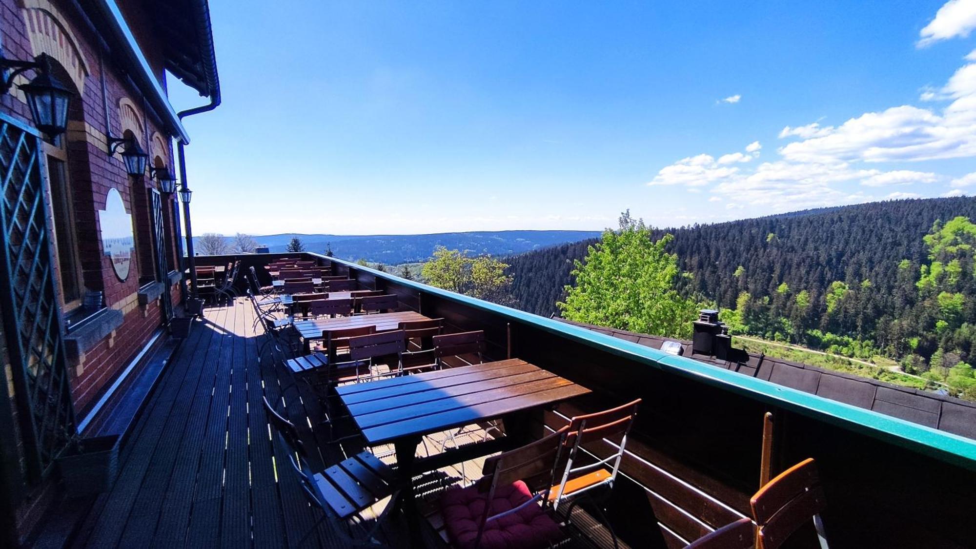 Berggasthaus & Pension Schoene Aussicht 클링겐터 외부 사진
