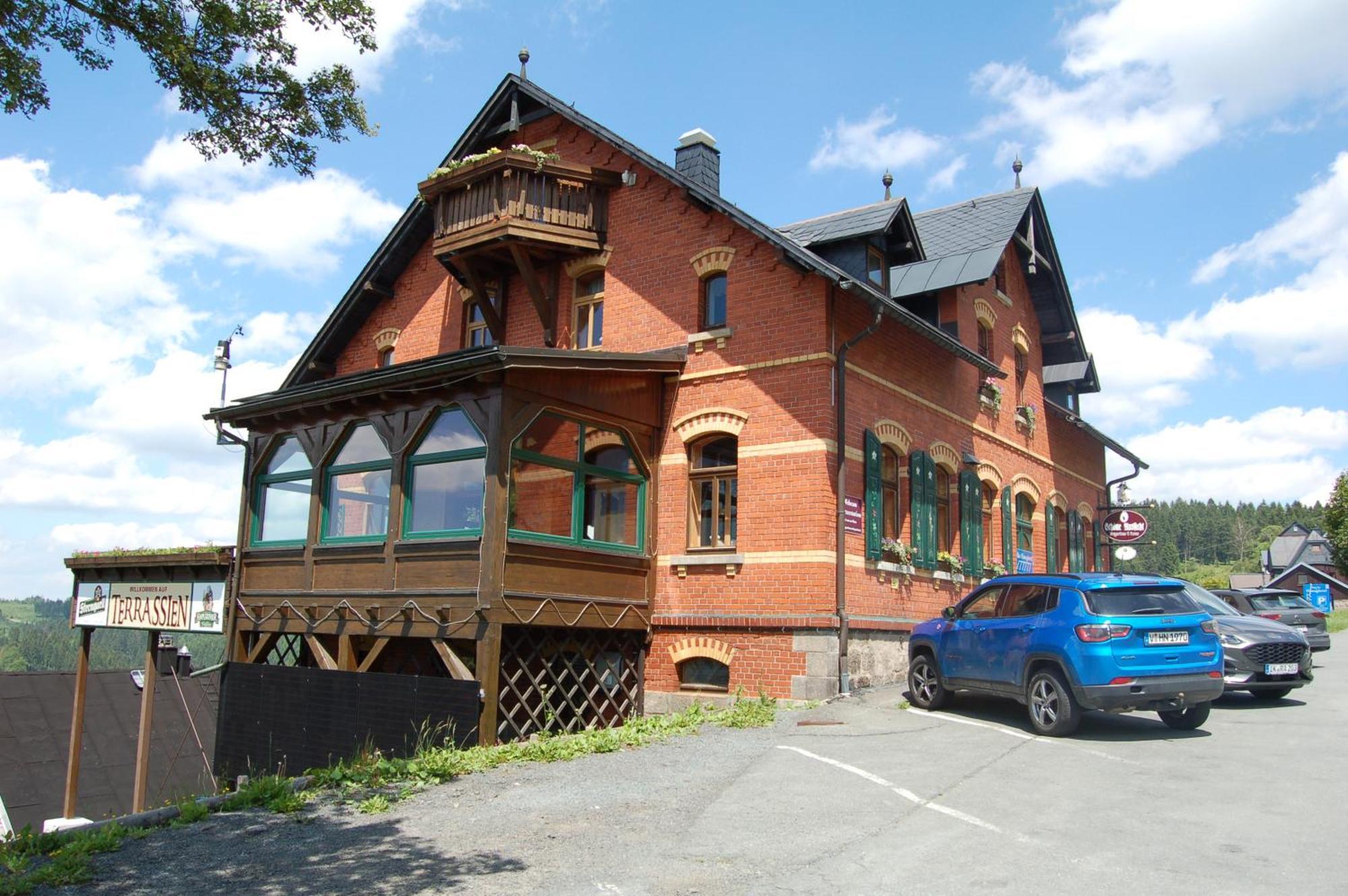 Berggasthaus & Pension Schoene Aussicht 클링겐터 외부 사진