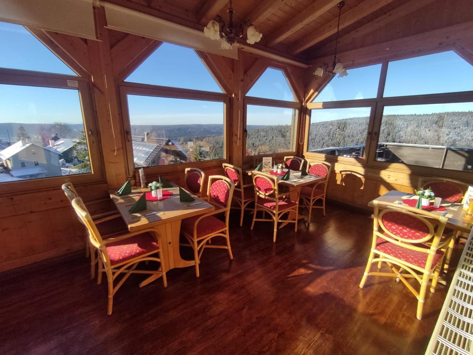 Berggasthaus & Pension Schoene Aussicht 클링겐터 외부 사진